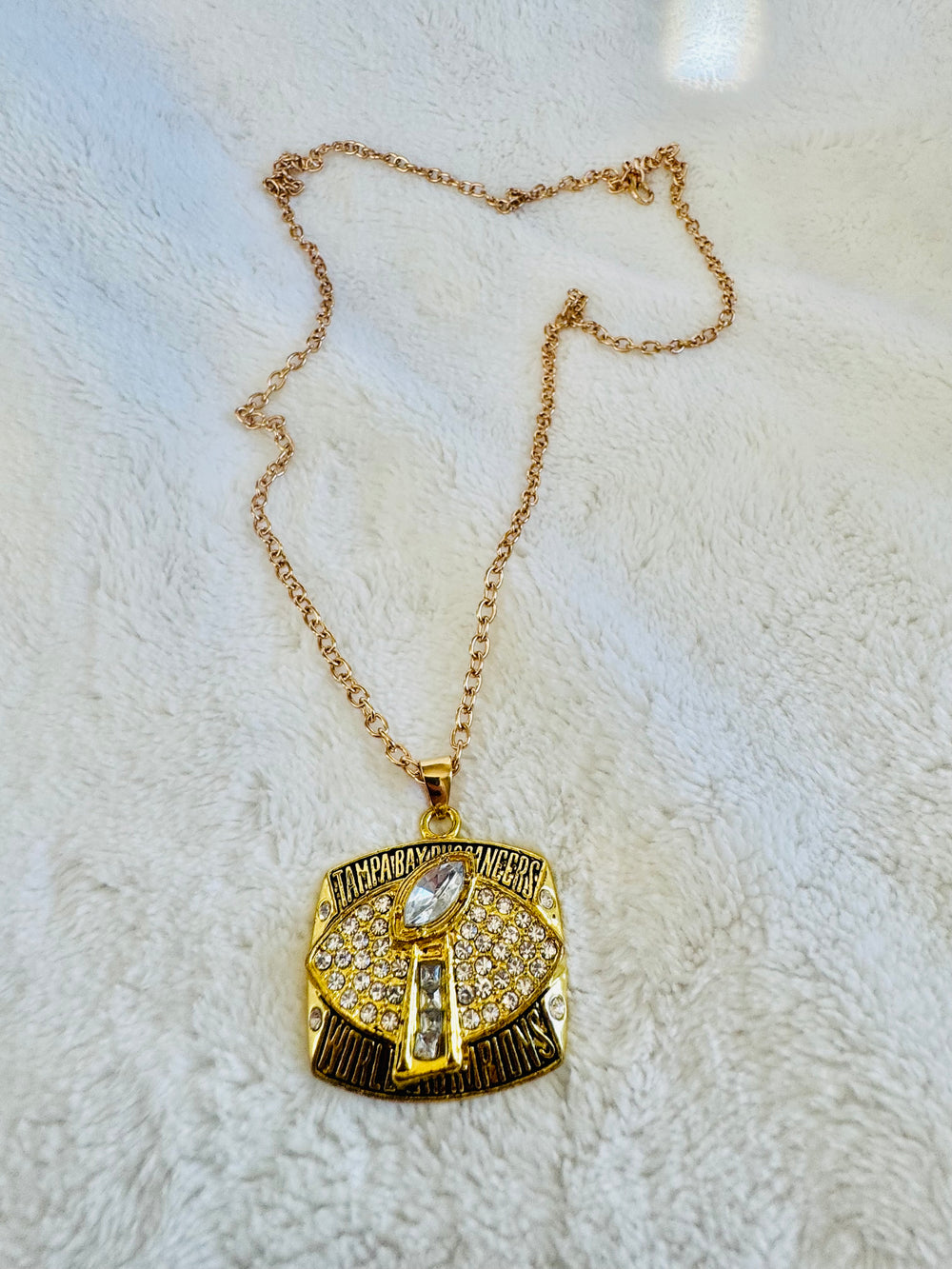 2002 Tampa Bay Buccaneers Super Bowl Pendant, US SHIP
