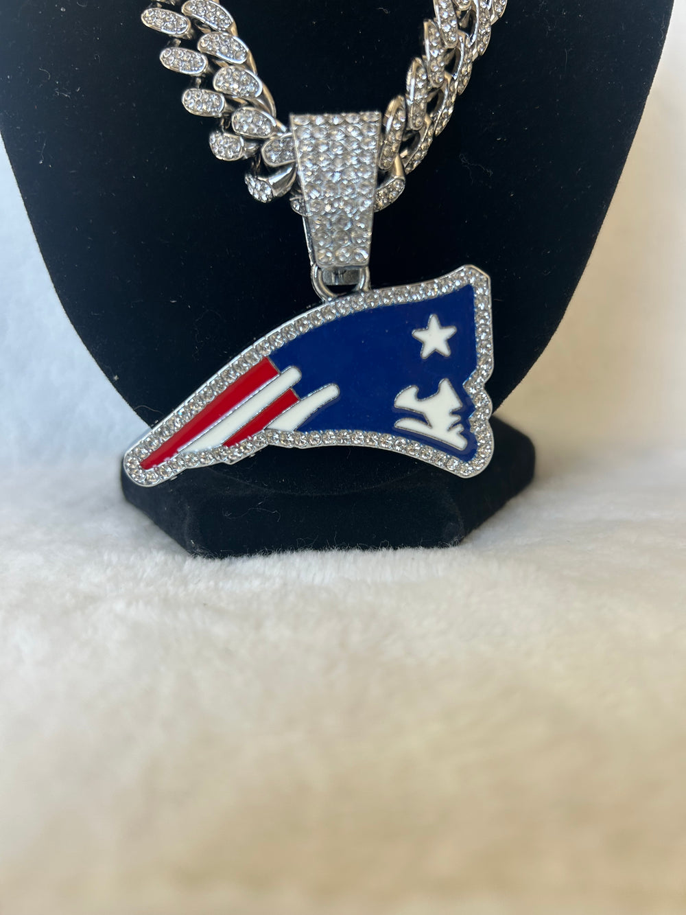 New England Patriots Men’s Large Silver Iced Cuban Chain 24” - EB Sports Championship Rings