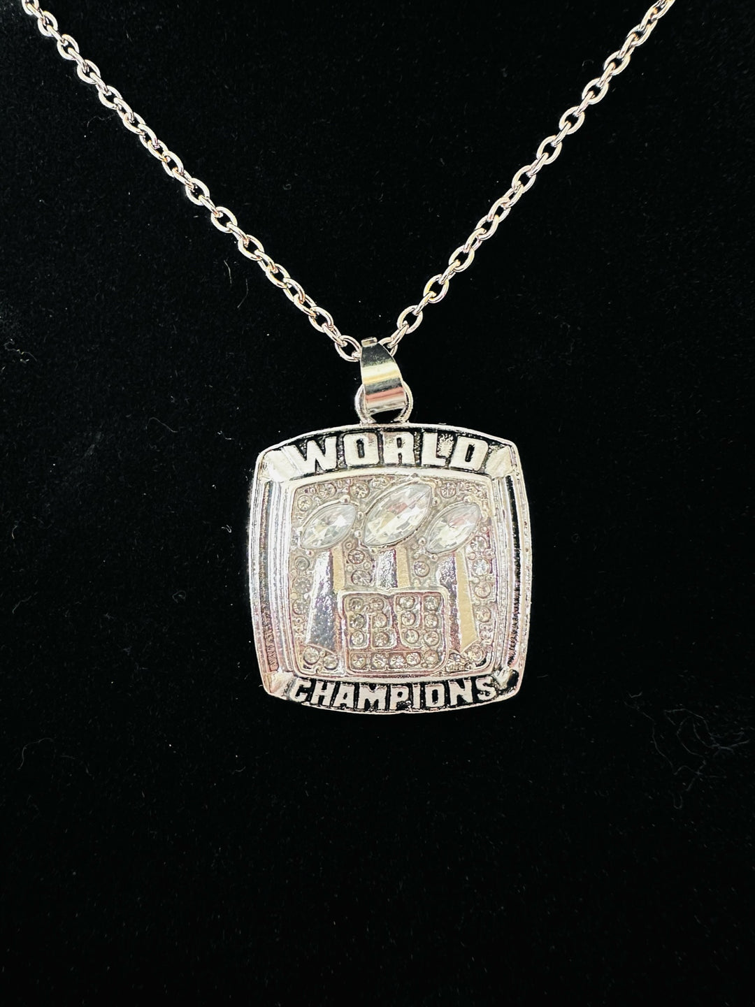 2007 New York Giants Super Bowl Pendant - EB Sports Championship Rings