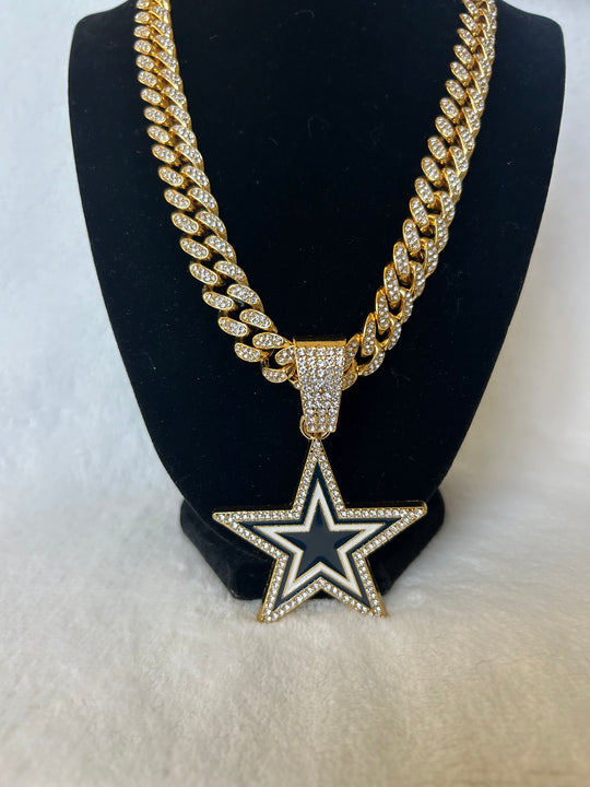 Dallas Cowboys Men’s Large Gold Iced Cuban Chain 24” - EB Sports Championship Rings