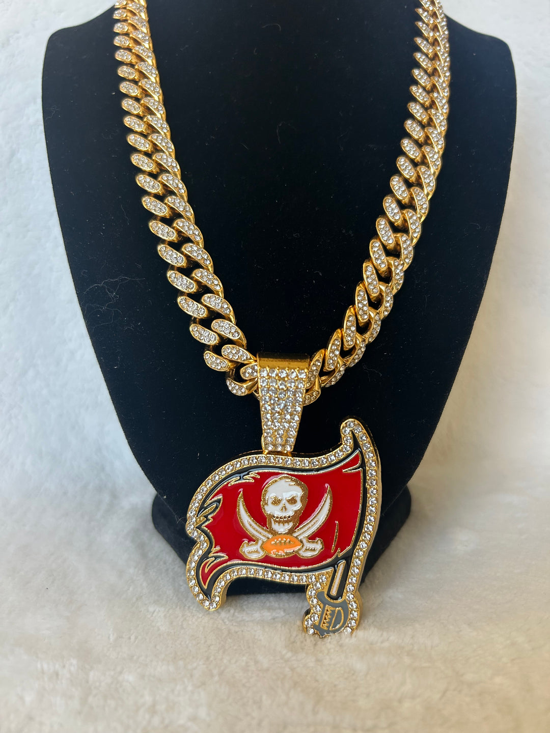 Tampa Bay Buccaneers Men’s Large Gold Iced Cuban Chain 24”, US SHIP - EB Sports Championship Rings