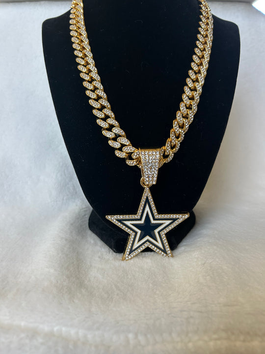 Dallas Cowboys Men’s Large Gold Iced Cuban Chain 24” - EB Sports Championship Rings