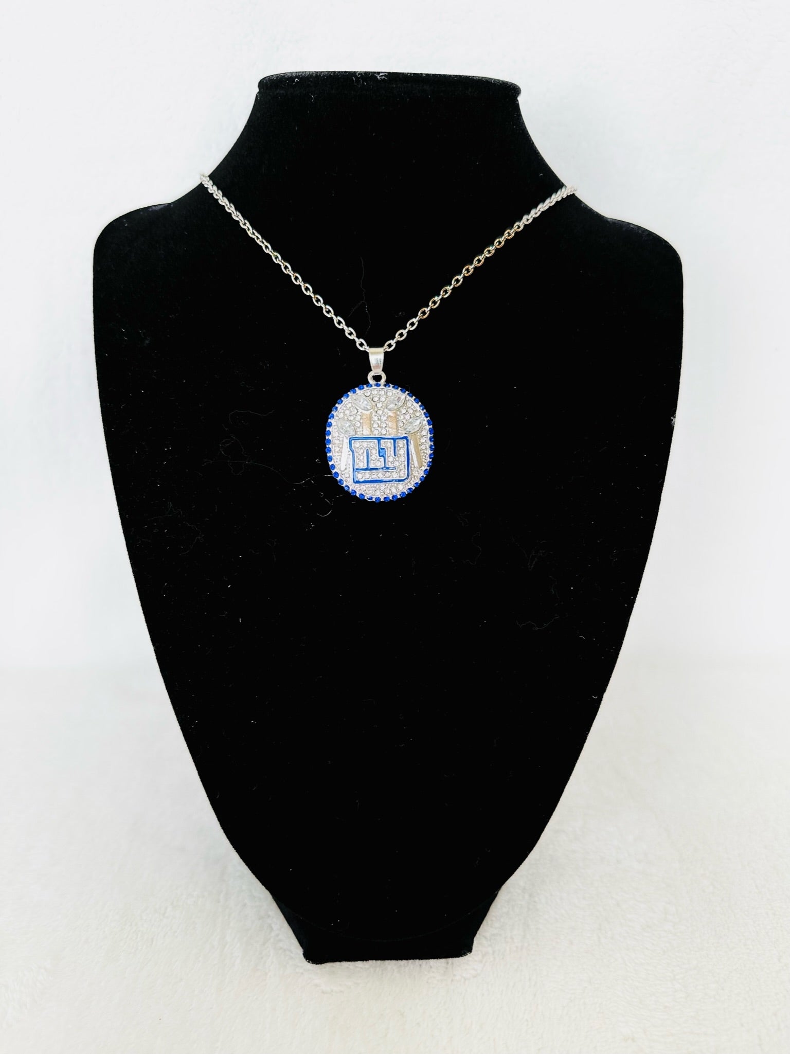 2011 New York Giants Super Bowl Pendant - EB Sports Championship Rings