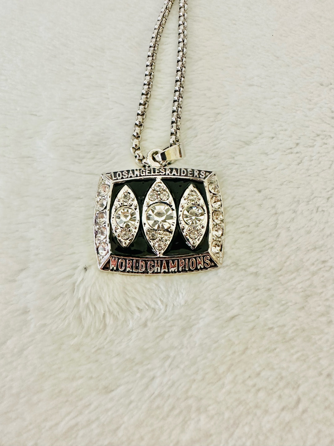 1983 Oakland Raiders Championship Super Bowl Pendant Necklace, US SHIP - EB Sports Champion's Cache