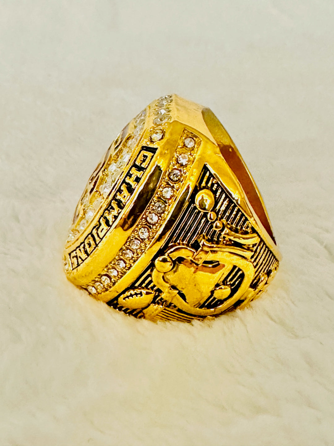 2017 USC Trojans Championship Ring With Box - EB Sports Champion's Cache