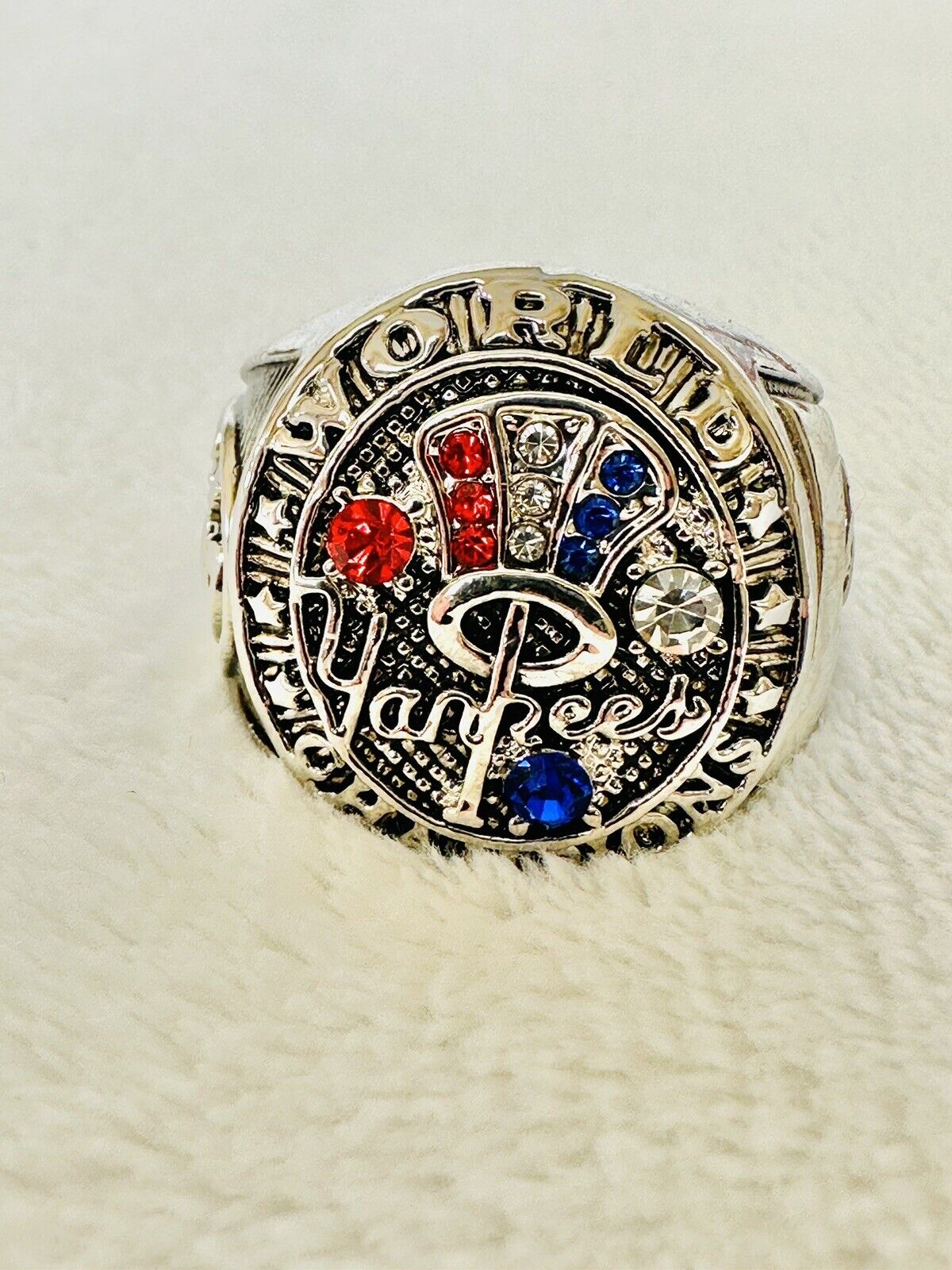 1963 NEW YORK Yankees World Series Champions Replica Ring,  SHIP - EB Sports Champion's Cache