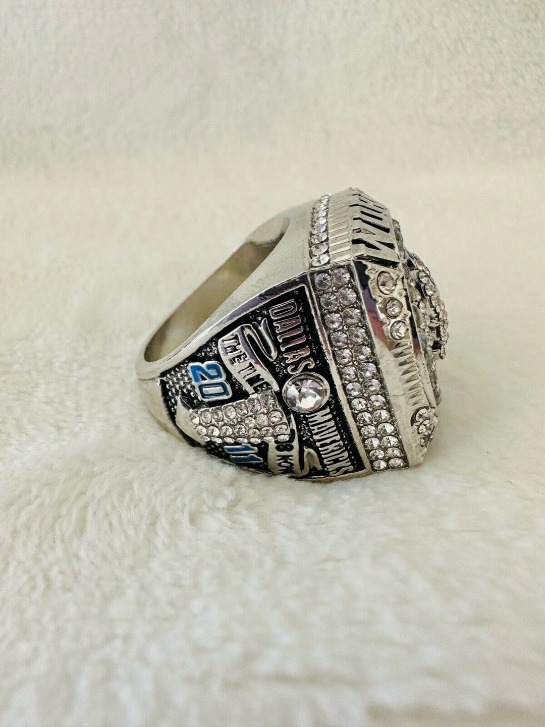 2011 Dallas Mavericks Dirk Nowitzki NBA Championship Ring,  SHIP - EB Sports Champion's Cache