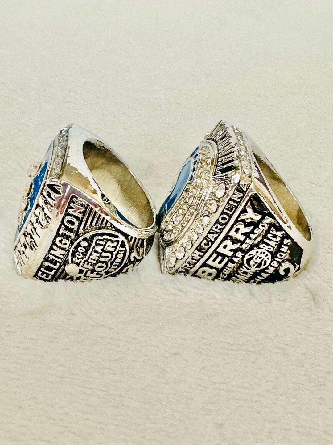 2 PCS North Carolina Tarheels NCAA SP Brass Championship Ring, US Ship 2009/17 - EB Sports Champion's Cache