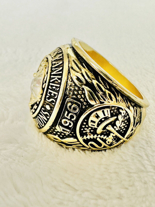 1956 NEW YORK Yankees World Series Champions Replica Ring,  SHIP - EB Sports Champion's Cache
