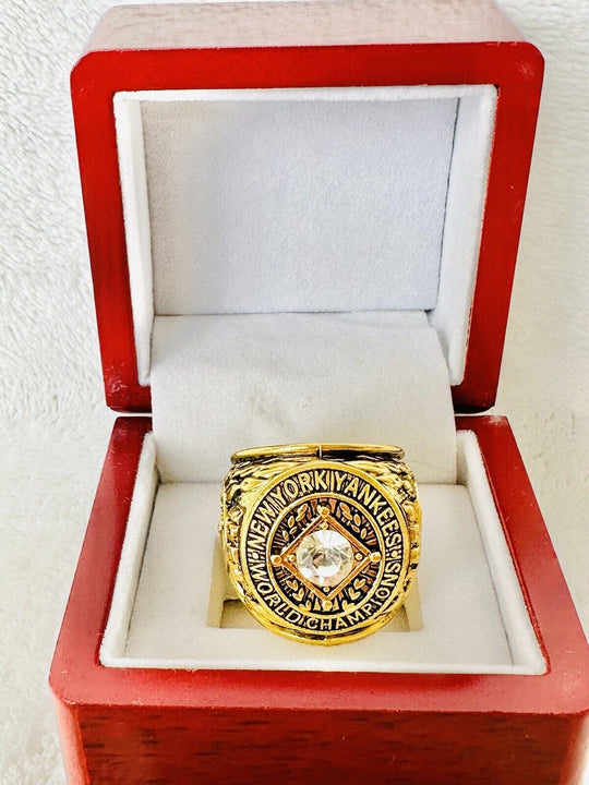1952 NEW YORK Yankees World Series Champions Replica Ring W Box,  SHIP - EB Sports Champion's Cache