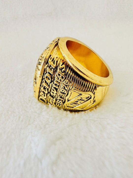 1997 Detroit Red Wings Stanley Cup Championship Replica Ring W Box,  SHIP - EB Sports Champion's Cache
