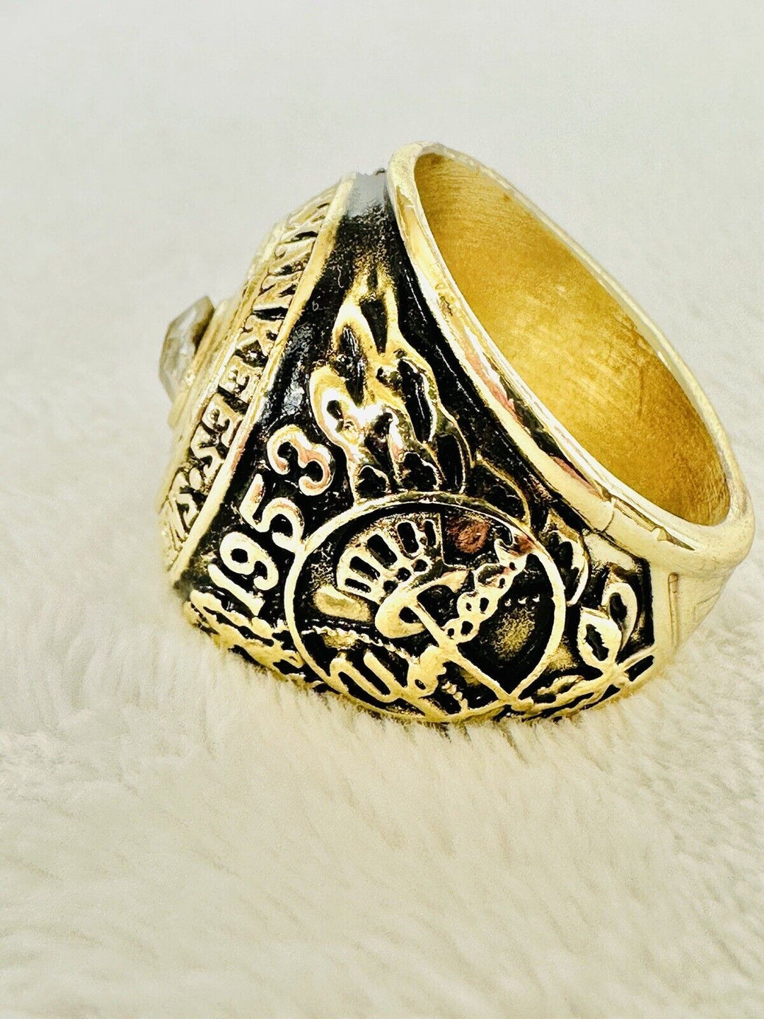 1953 NEW YORK Yankees World Series Champions Replica Ring,  SHIP - EB Sports Champion's Cache