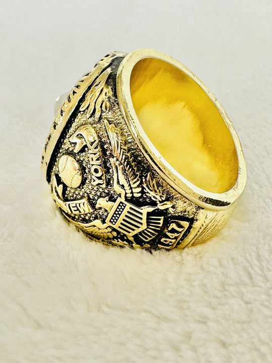 1947 NEW YORK Yankees World Series Champions Replica Ring W Box,  SHIP - EB Sports Champion's Cache