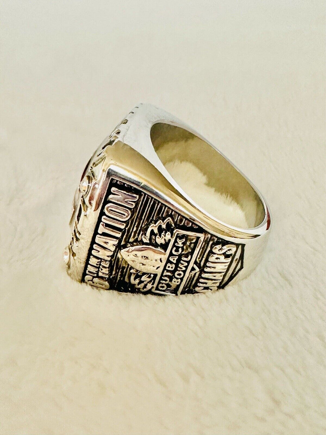 2005 Georgia Bulldogs Championship Ring, US SHIP - EB Sports Champion's Cache