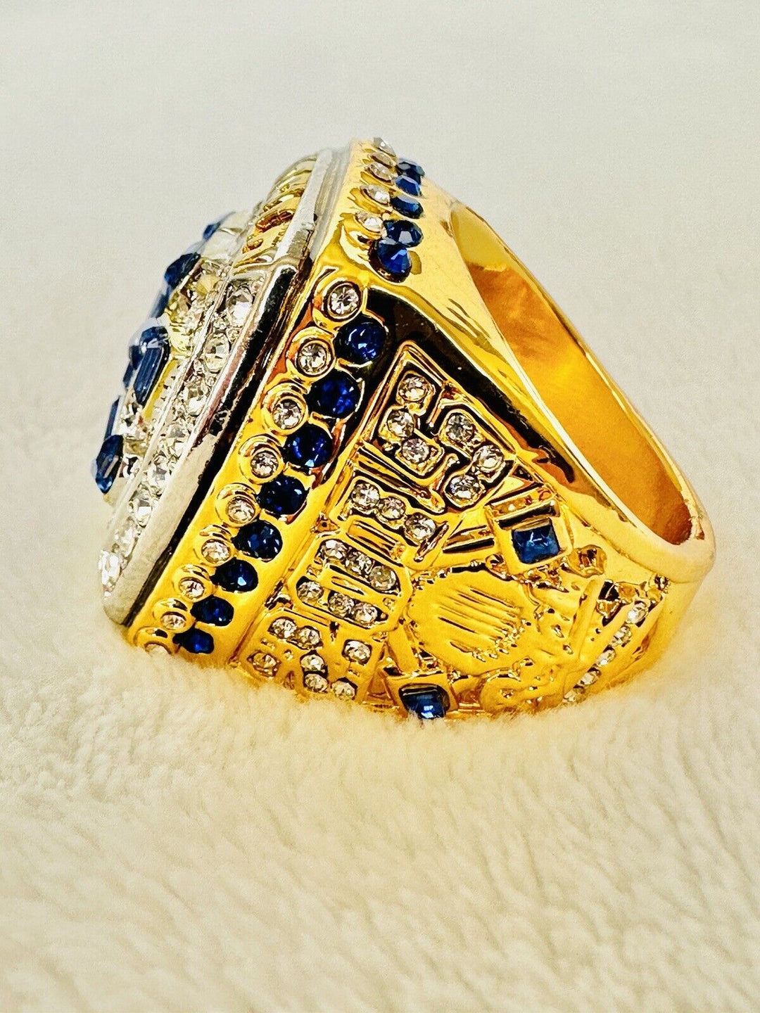 2015 Kansas City Royals World Series Ring W Box,  SHIP - EB Sports Champion's Cache