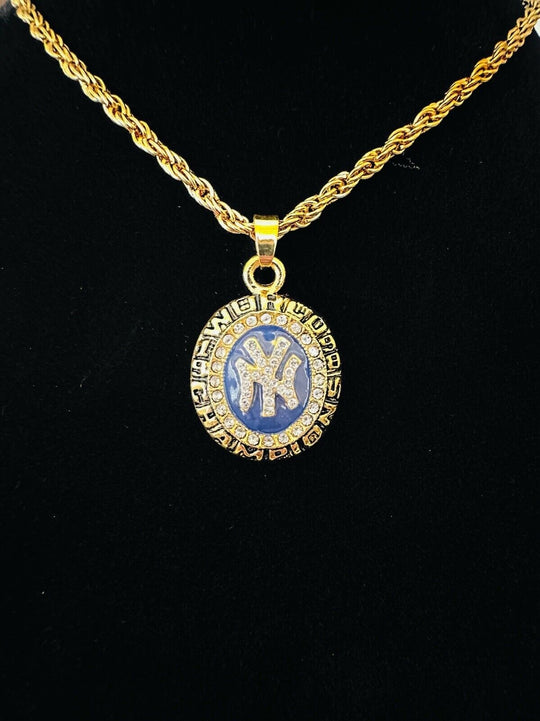 1998 NEW YORK Yankees World Series Championship Pendant Necklace,  SHIP - EB Sports Champion's Cache