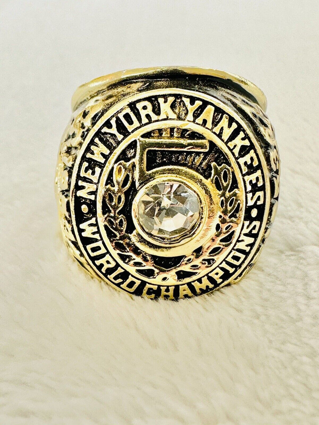 1953 NEW YORK Yankees World Series Champions Replica Ring,  SHIP - EB Sports Champion's Cache