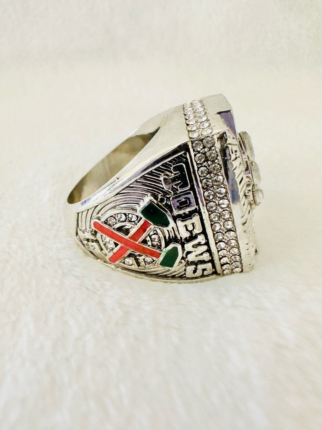 2010 Chicago Blackhawks Stanley Cup Championship Replica Ring W Box,  SHIP - EB Sports Champion's Cache
