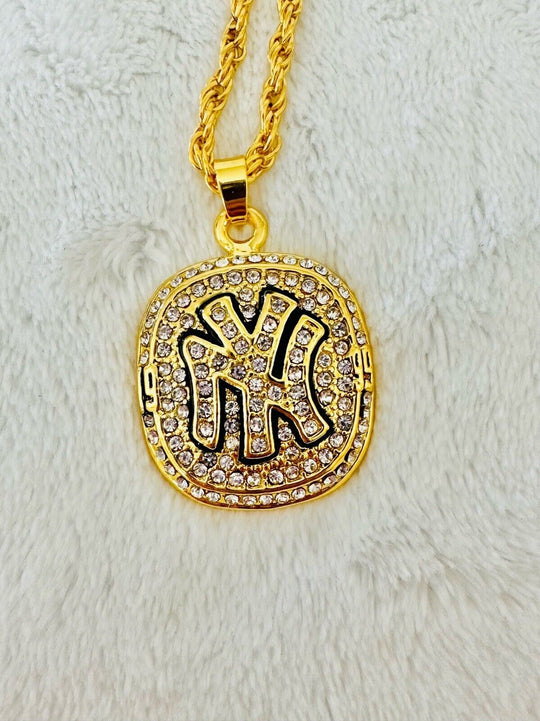 1999 NEW YORK Yankees World Series Championship Pendant Necklace,  SHIP - EB Sports Champion's Cache