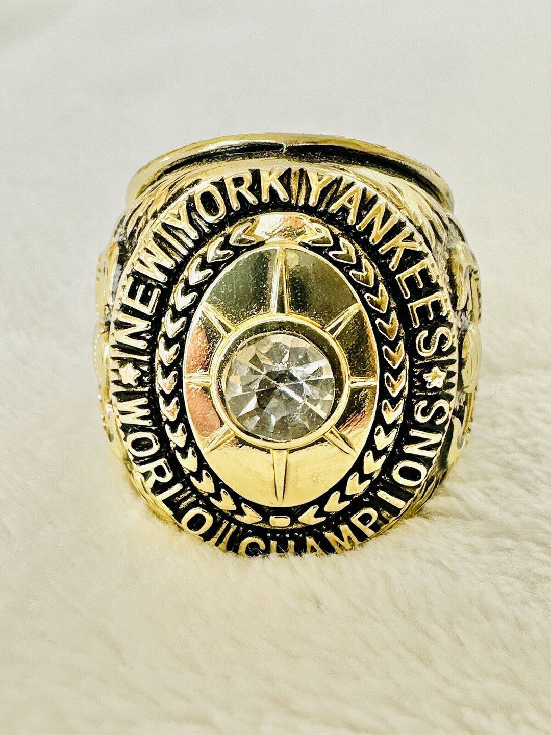 1939 NEW YORK Yankees World Series Champions Replica Ring W Box,  SHIP - EB Sports Champion's Cache