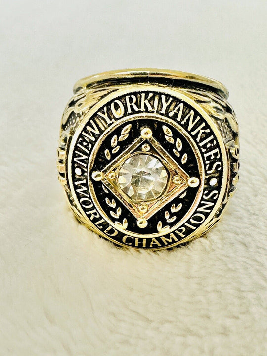 1956 NEW YORK Yankees World Series Champions Replica Ring,  SHIP - EB Sports Champion's Cache