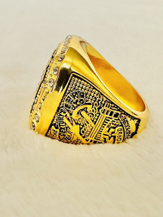 1999 NEW YORK Yankees World Series Champions Replica Ring W Box,  SHIP - EB Sports Champion's Cache