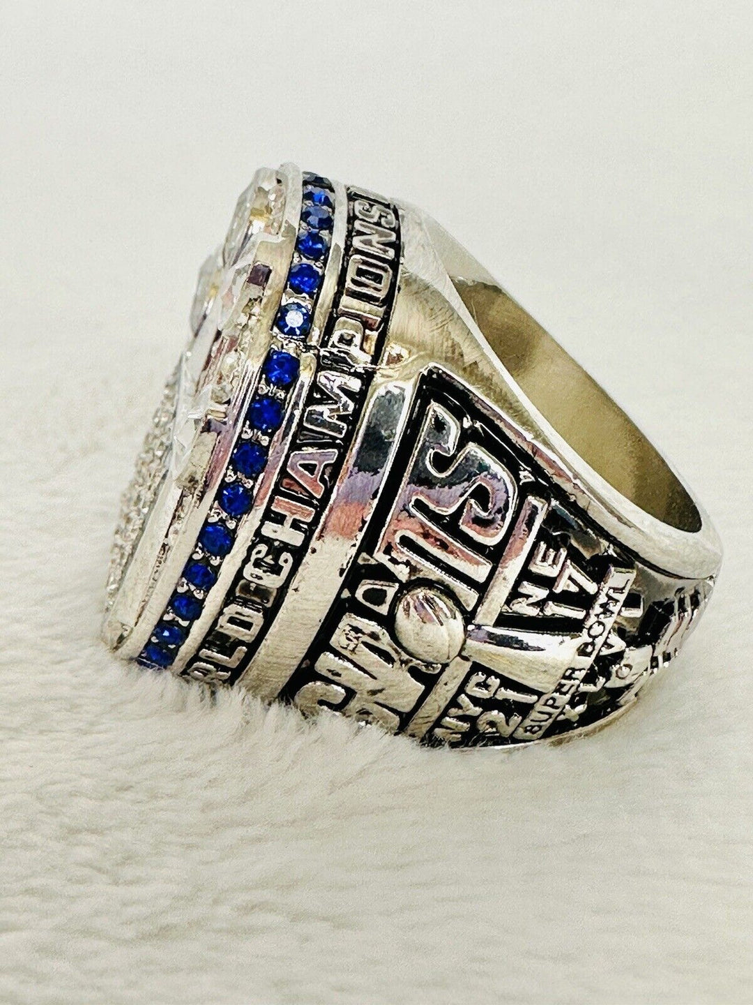 2011 New York Giants Championship Ring W Box, US SHIP - EB Sports Champion's Cache