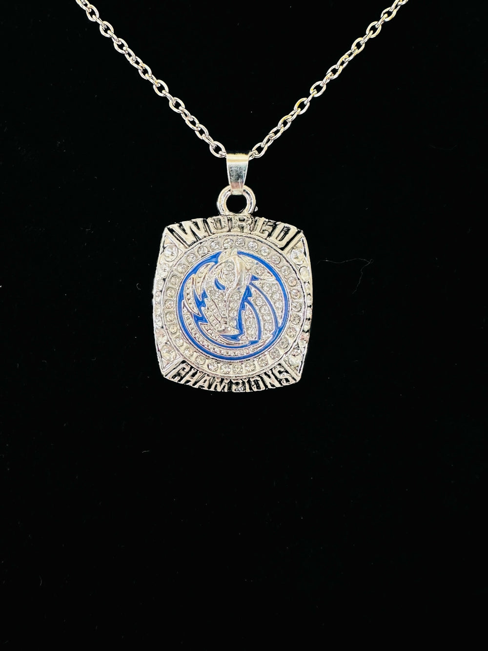 2011 Dallas Mavericks NBA Championship Pendant - EB Sports Championship Rings