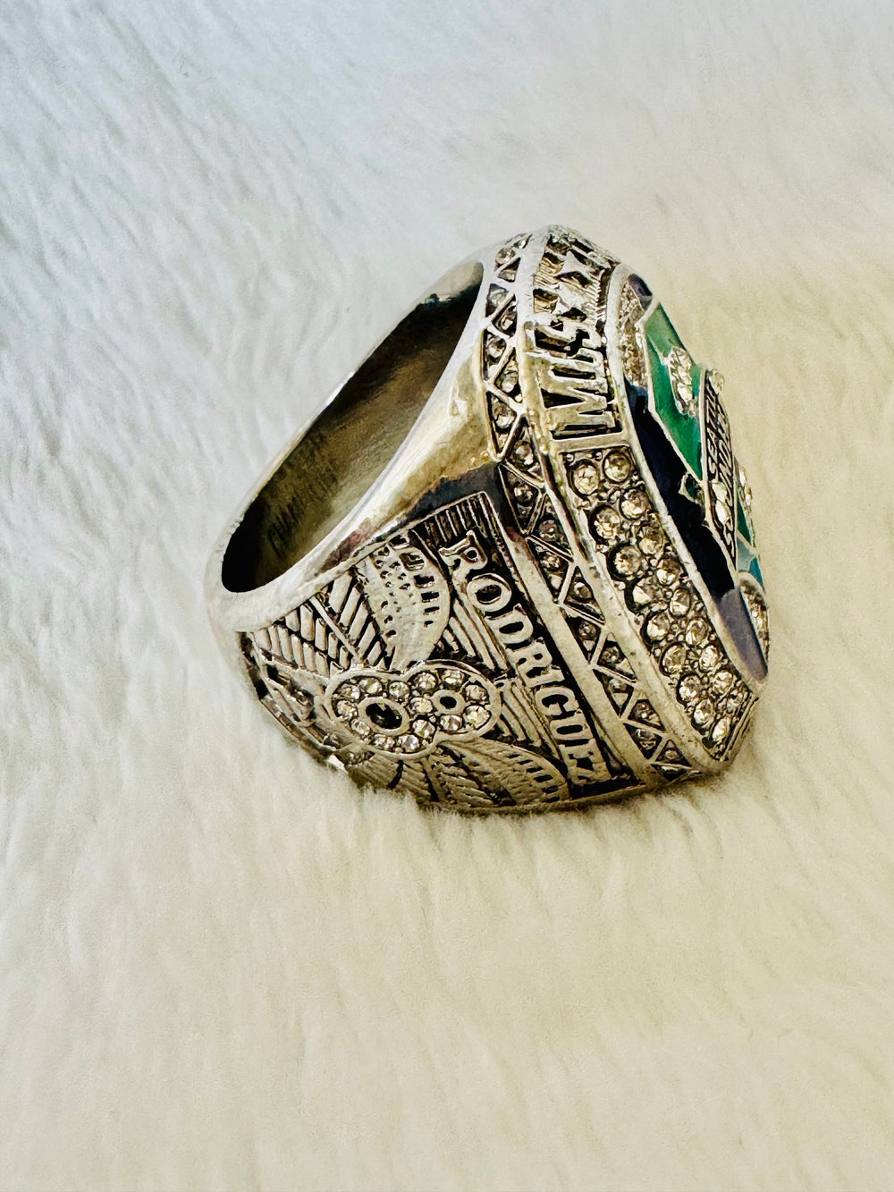 2019 MLS Cup Seattle Sounders Championship Replica Ring with box, Stadium Giveaway - EB Sports Championship Rings
