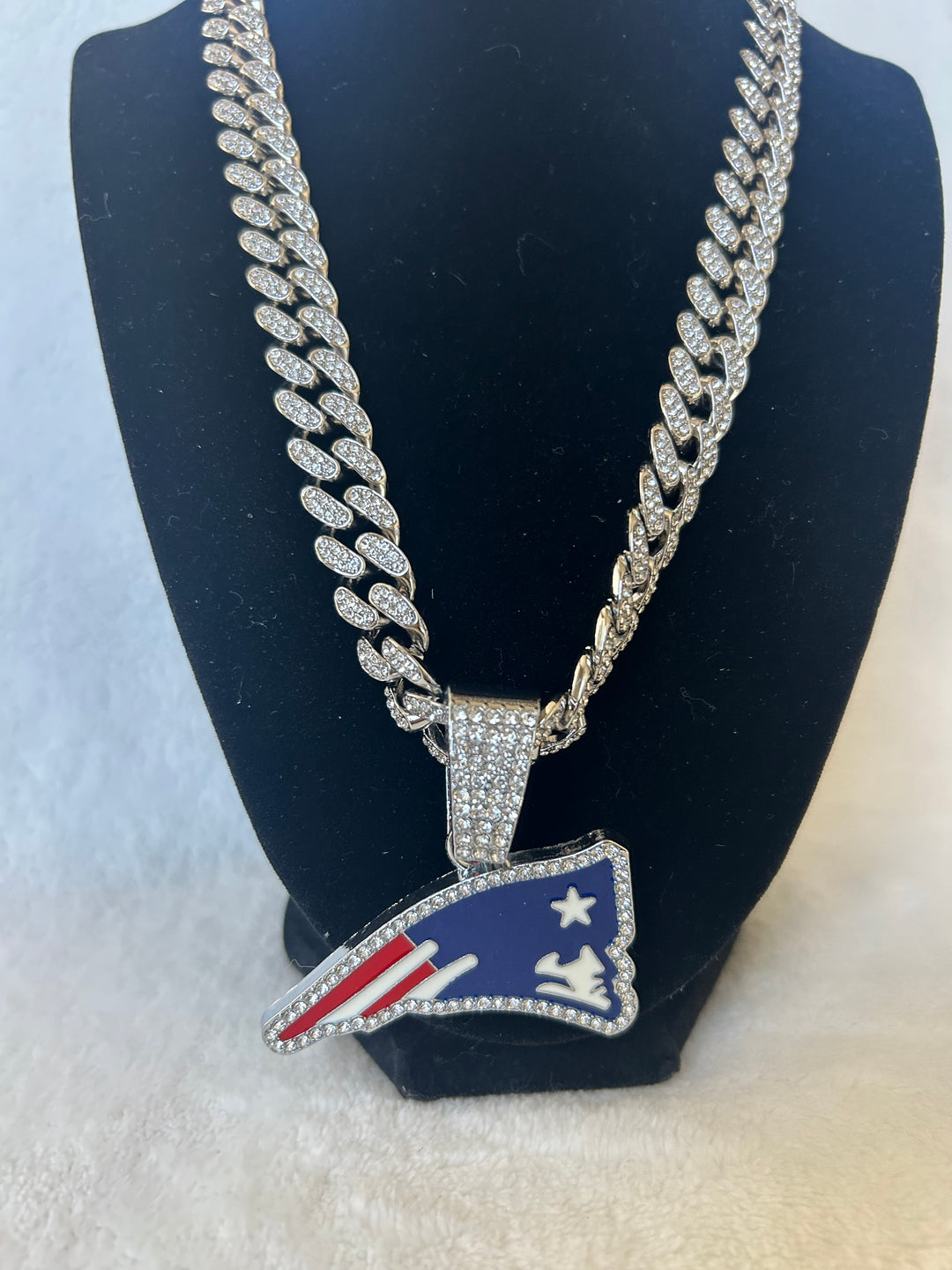 New England Patriots Men’s Large Silver Iced Cuban Chain 24” - EB Sports Championship Rings