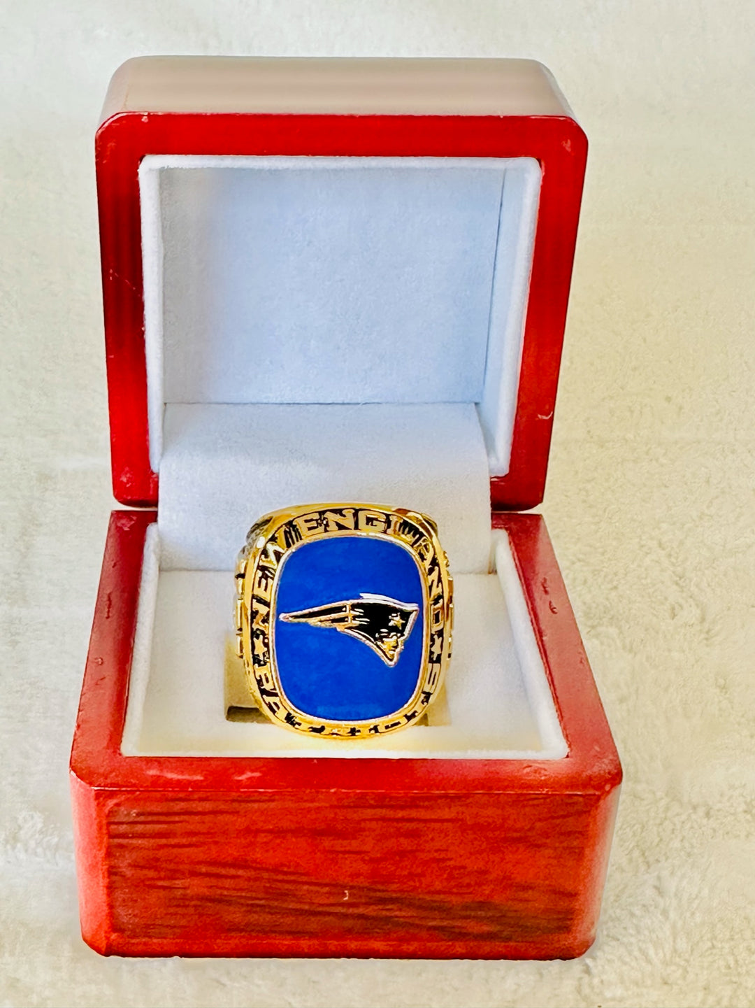 New England Patriots Classic Balfour Gold RING W Wooden Box - EBSports Championship Rings