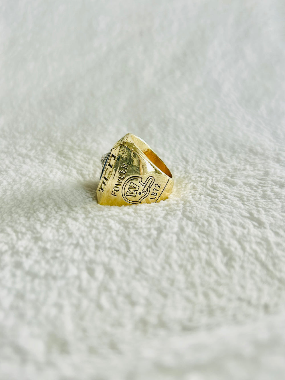 1984 Grey Cup Champions Ring with box: Winnipeg Blue Bombers, Professional Canadian Football - EB Sports Championship Rings