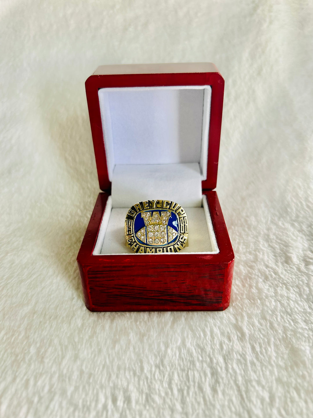 1988 Grey Cup Champions Ring with box: Winnipeg Blue Bombers, Professional Canadian Football - EB Sports Championship Rings