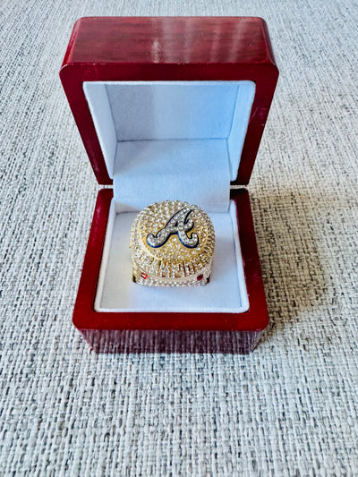 2021 Atlanta Braves World Series Champion Ring W Box, top pops open