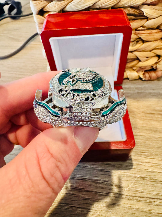 Limited Edition Philadelphia Eagles Super Bowl LIX Replica Ring with box and Pendant - EB Sports Championship Rings