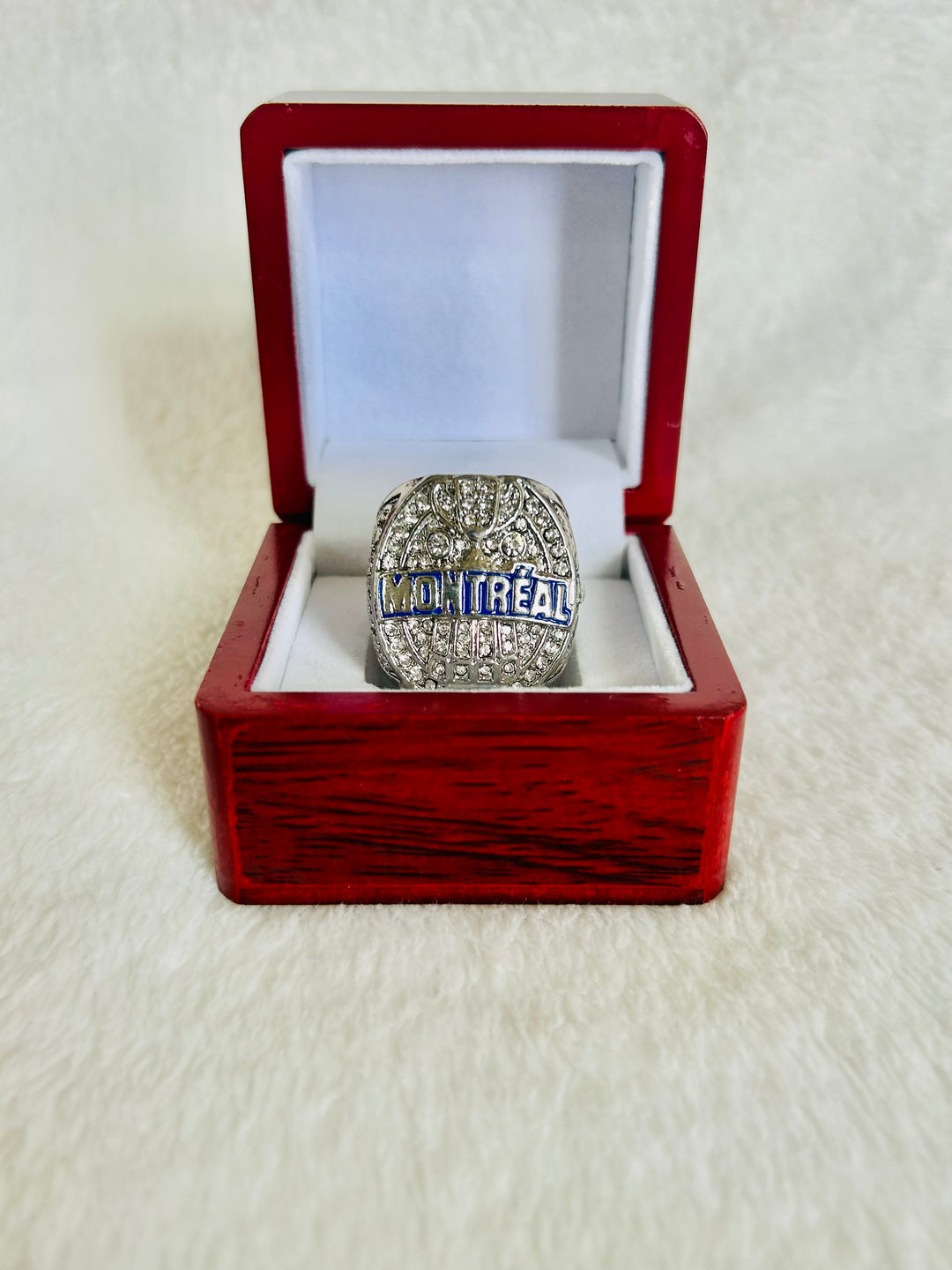 2009 Montreal Alouettes Grey Cup Championship Ring with box, Team Issued CFL - EB Sports Championship Rings