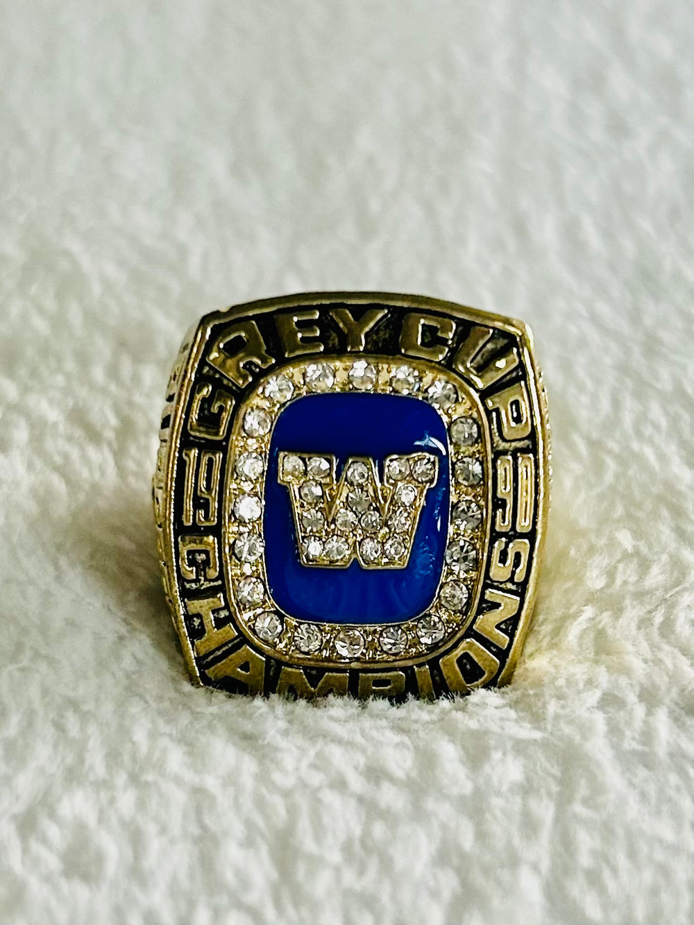 1990 Grey Cup Champions Ring: Winnipeg Blue Bombers, Professional Canadian Football - EB Sports Championship Rings