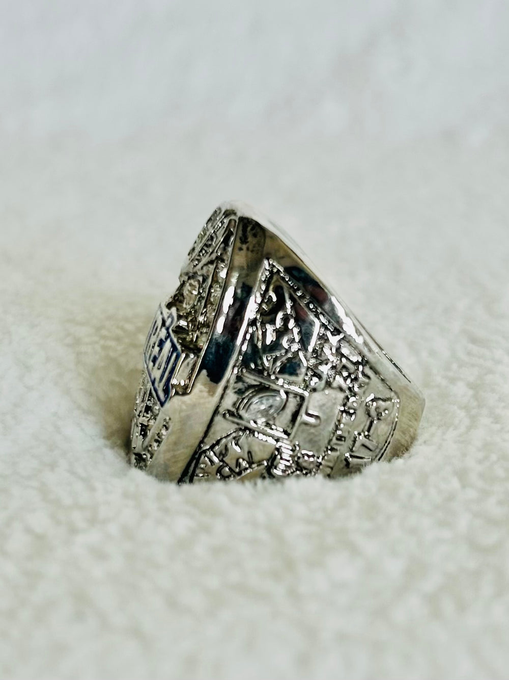 2000 BC Lions Grey Cup Championship Ring, Team Issued CFL - EB Sports Championship Rings
