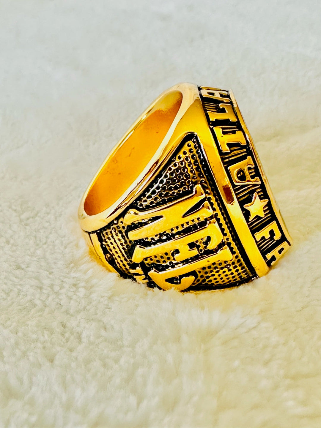 Atlanta Falcons Classic Balfour Gold Ring - EBSports Championship Rings