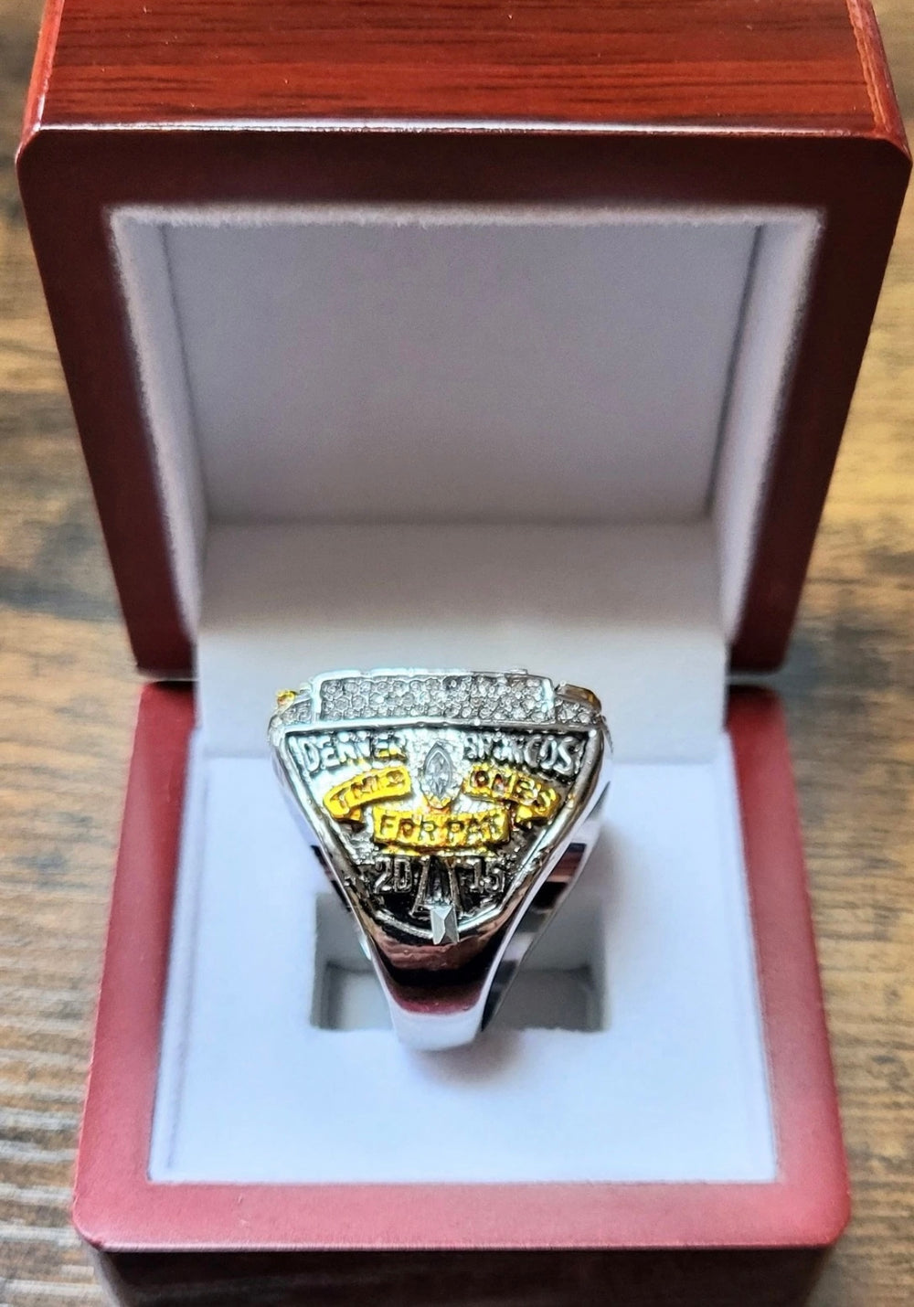 2015 Peyton Manning/ Broncos Super Bowl Championship Ring Set with box, US SHIP