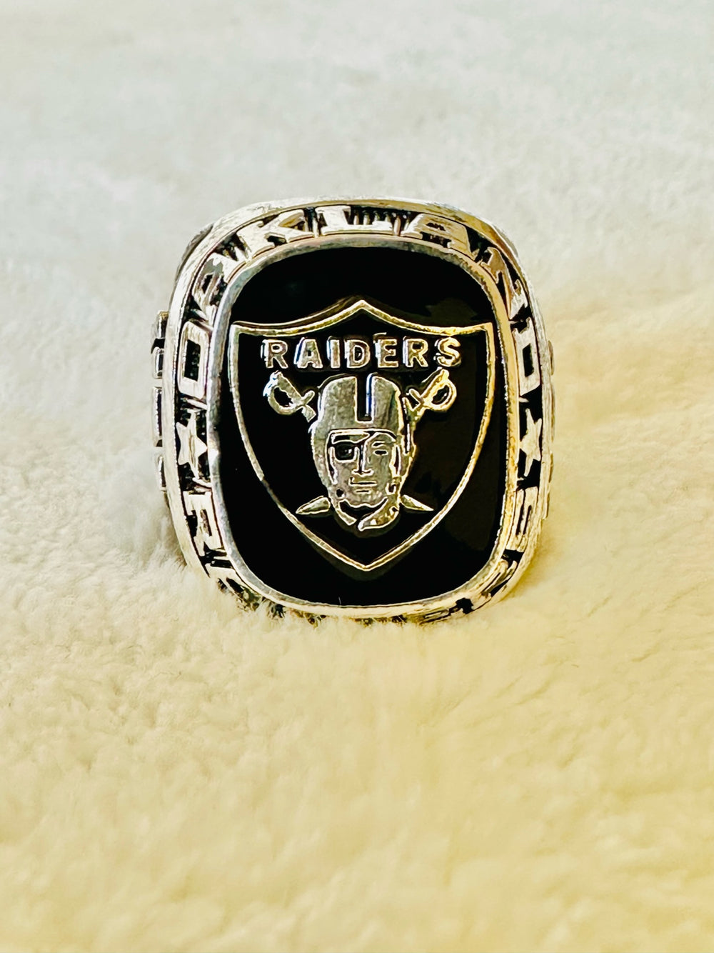 Oakland Raiders Classic Balfour Silver Ring W Box, US SHIP - EBSports Championship Rings