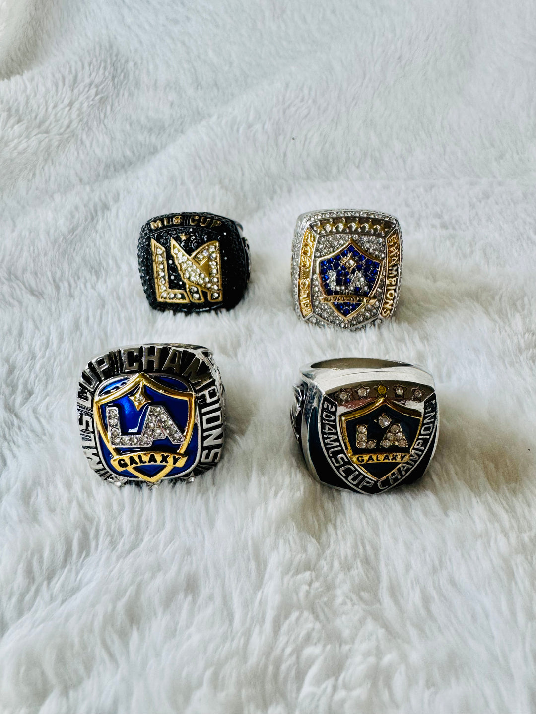 2011/14/22/24 MLS Cup LA Galaxy Championship Replica Ring Stadium Giveaway - EB Sports Championship Rings