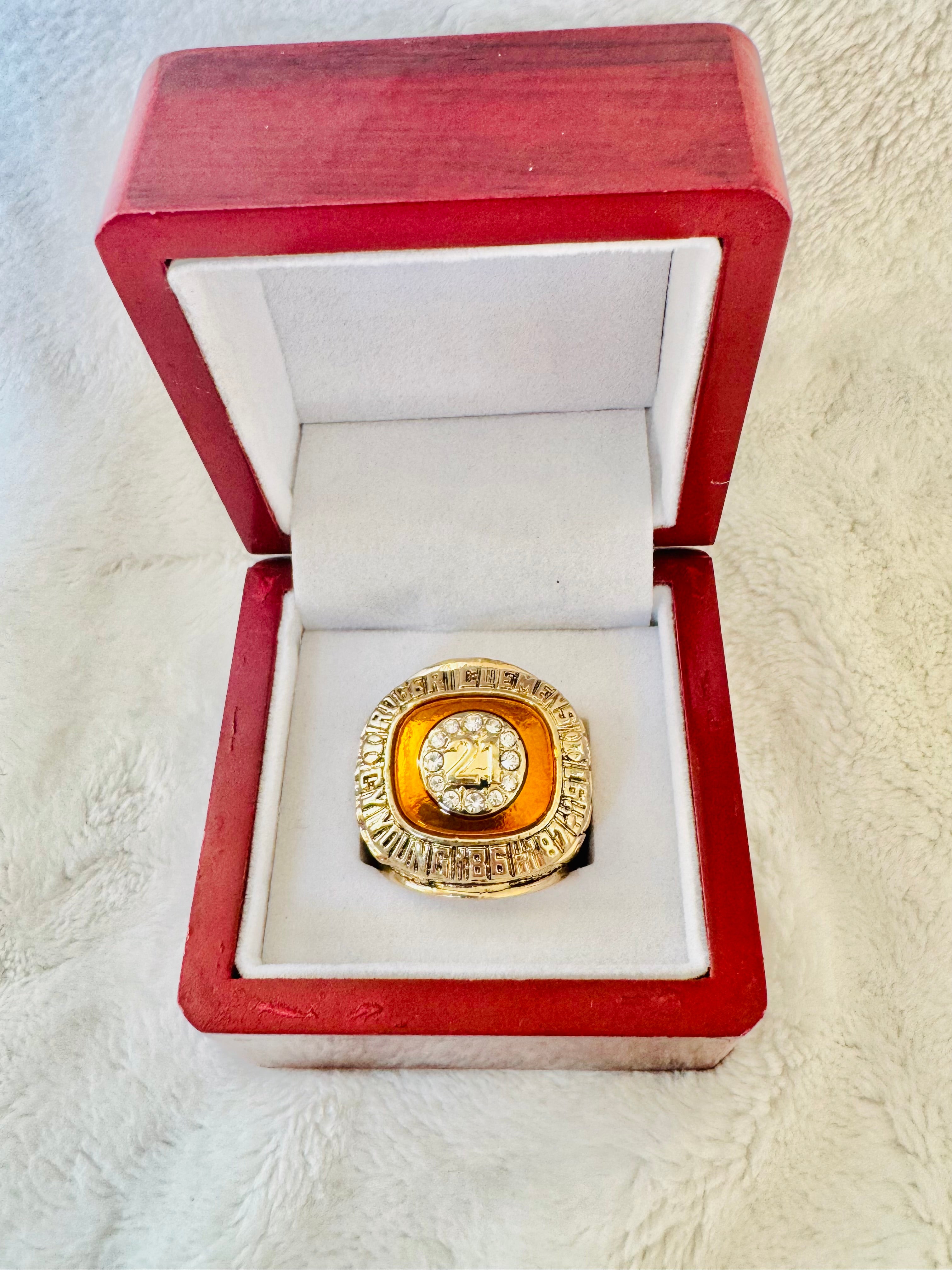 Roger Clemens 1986 Cy Young Award Winner (Rocket) Championship Ring with Box - EB Sports Championship Rings