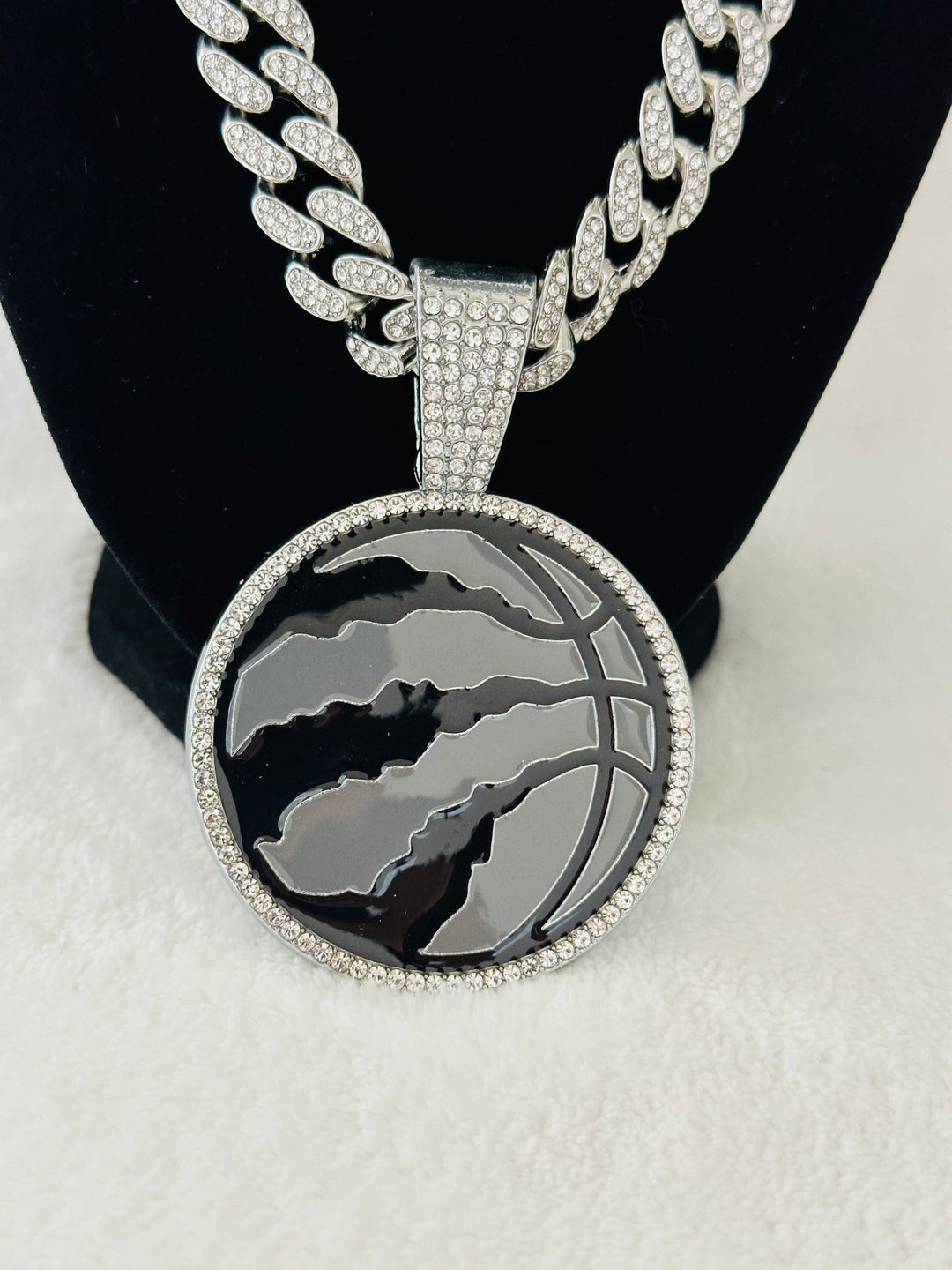 Toronto Raptors Silver Iced Cuban Chain 24”, US SHIP - EB Sports Championship Rings