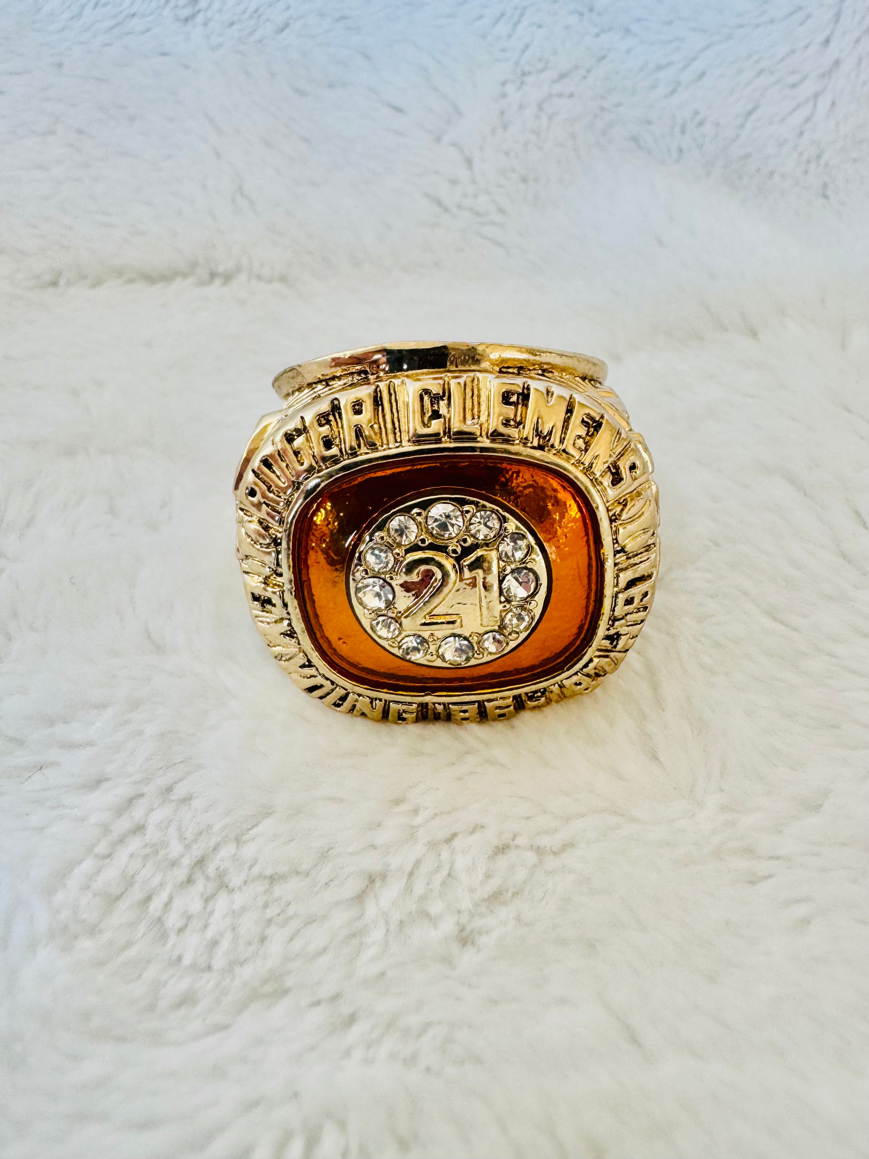 Roger Clemens 1986 Cy Young Award Winner (Rocket) Championship Ring - EB Sports Championship Rings