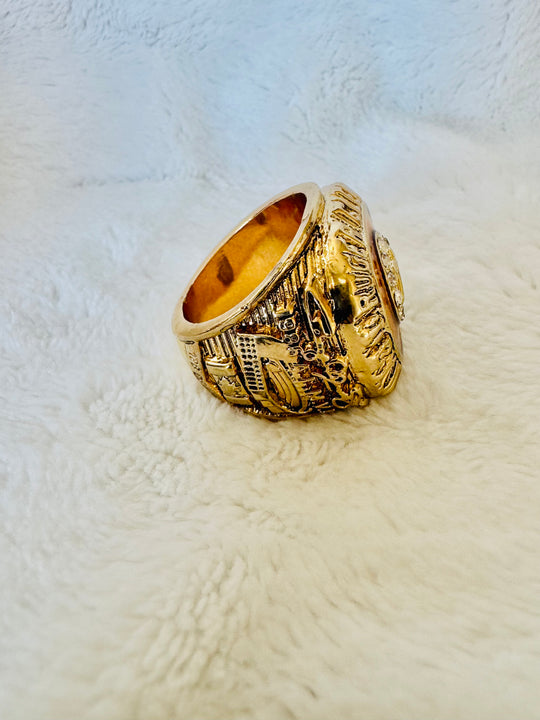 Roger Clemens 1986 Cy Young Award Winner (Rocket) Championship Ring - EB Sports Championship Rings