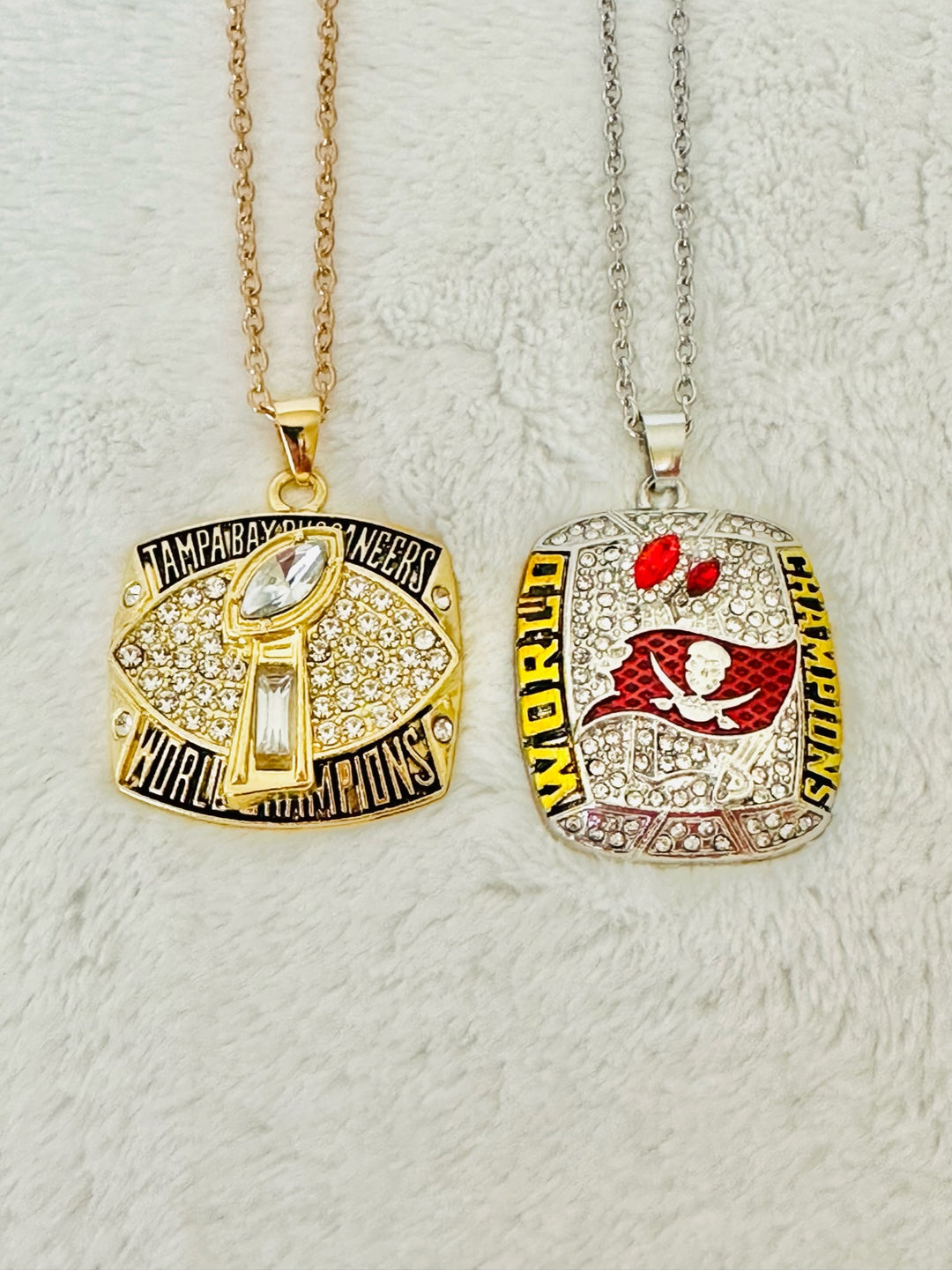 2 PCS Tampa Bay Buccaneers Super Bowl Pendant Set, 2002/20 - EBSports Championship Rings