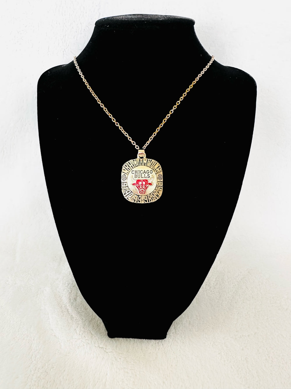 Chicago Bulls Basketball Championship Pendant JORDAN - EB Sports Championship Rings