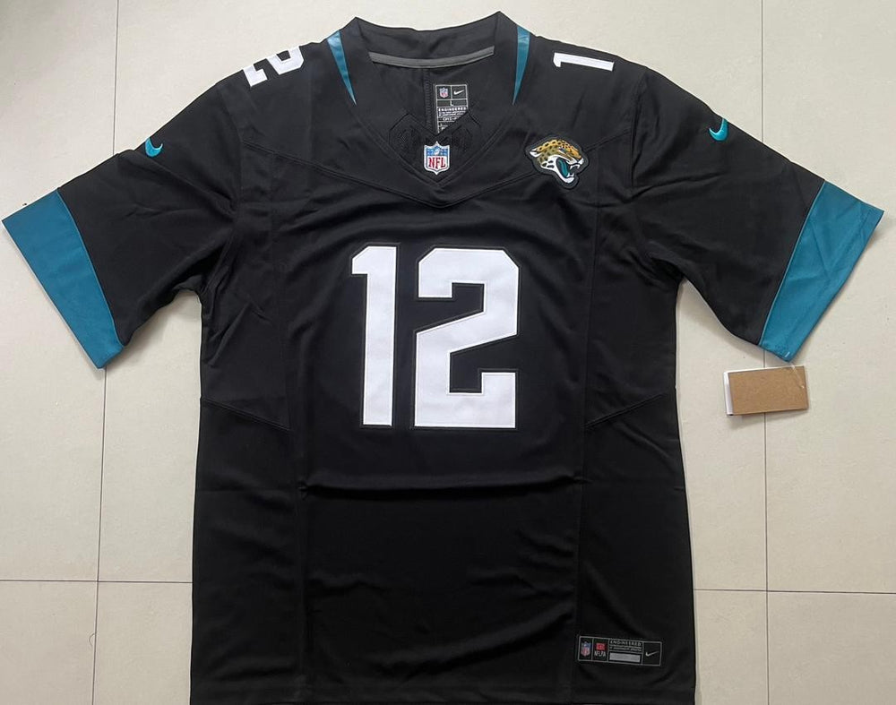 Travis Hunter Jacksonville Jaguars Stitched Jersey, Carry L and XL