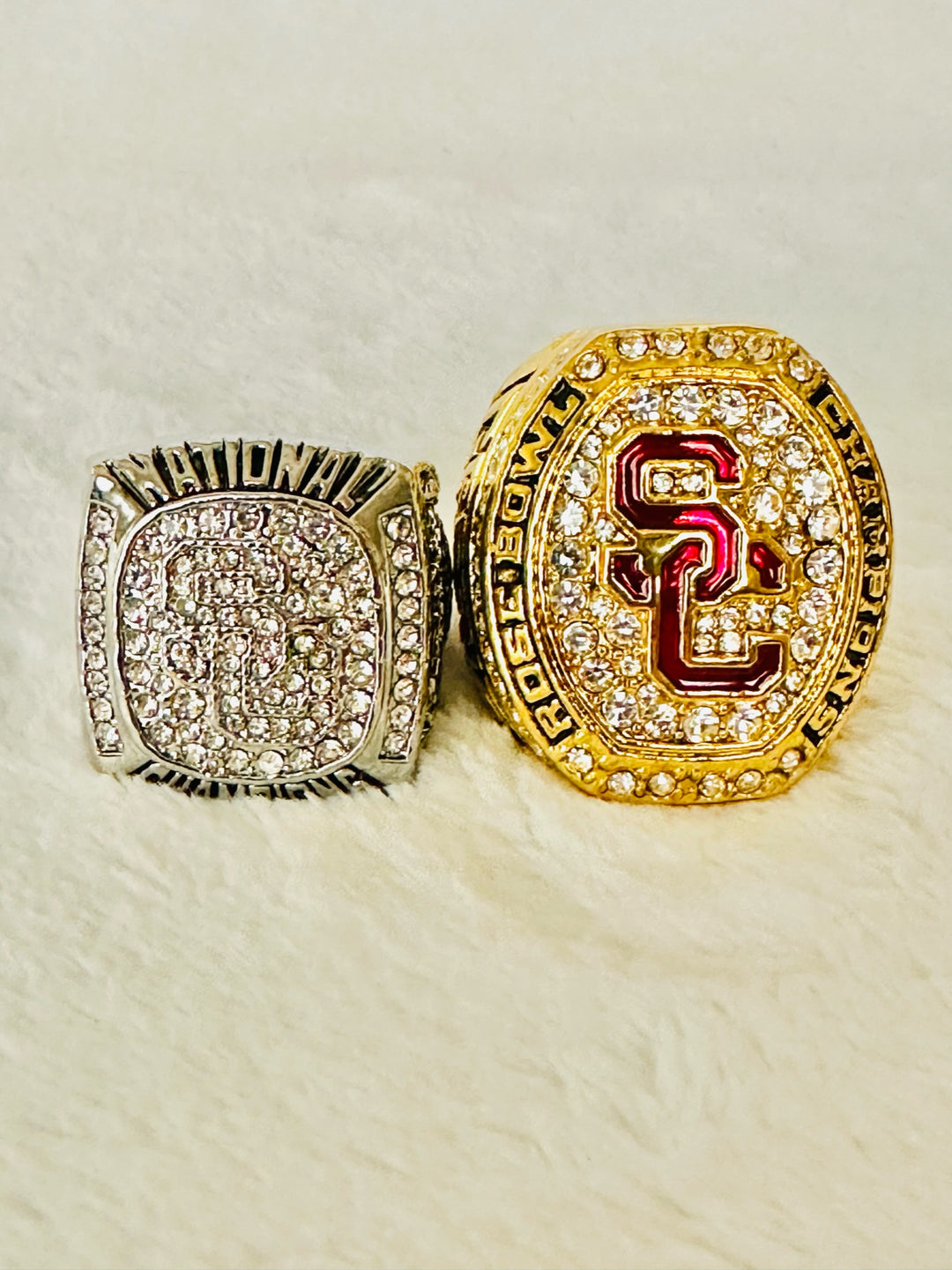 2 PCS USC Trojans 2004 and 2017 18k GP Brass Championship Ring, US SHIP - EB Sports Champion's Cache